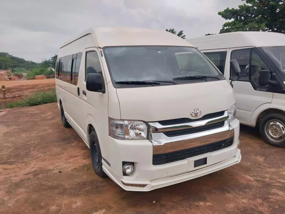 Toyota Hiace (High Roof)   - 2013