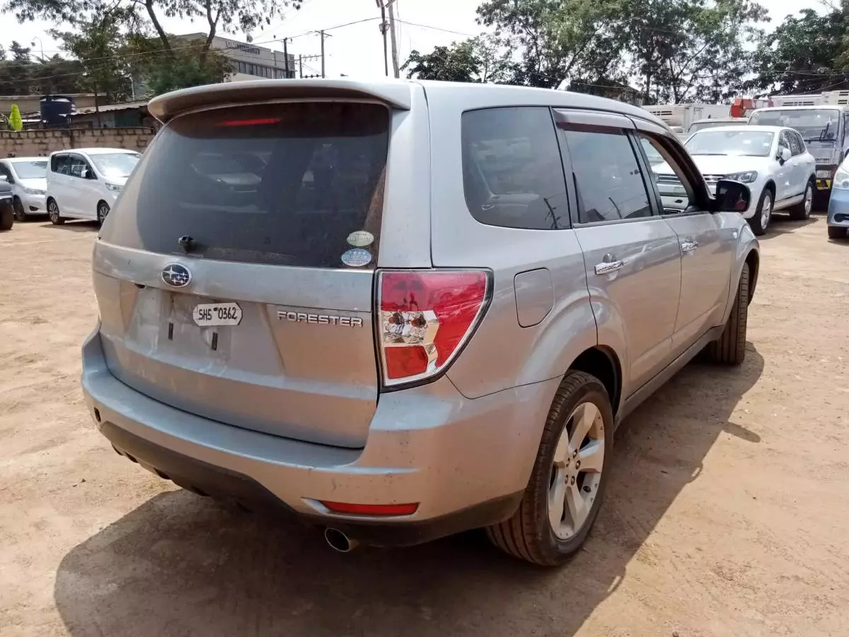 Subaru Forester   - 2009