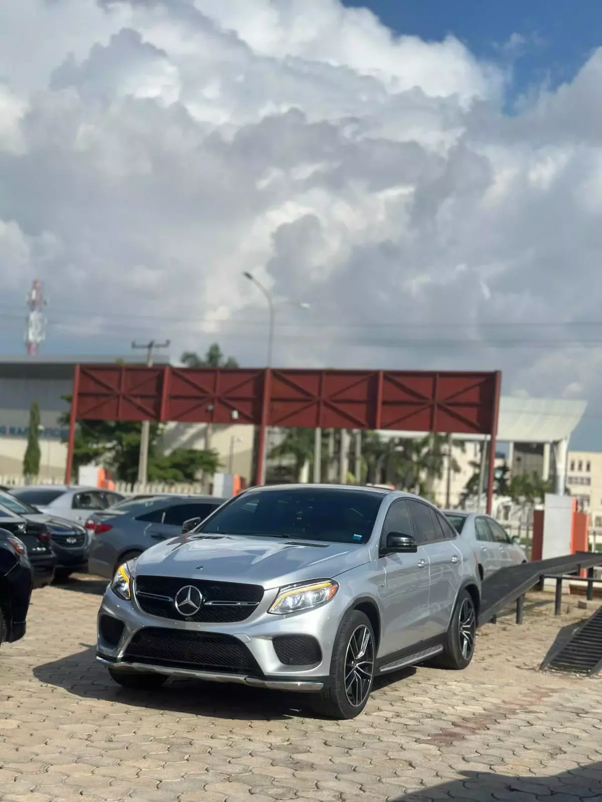 Mercedes-Benz GLE 43 AMG   - 2017