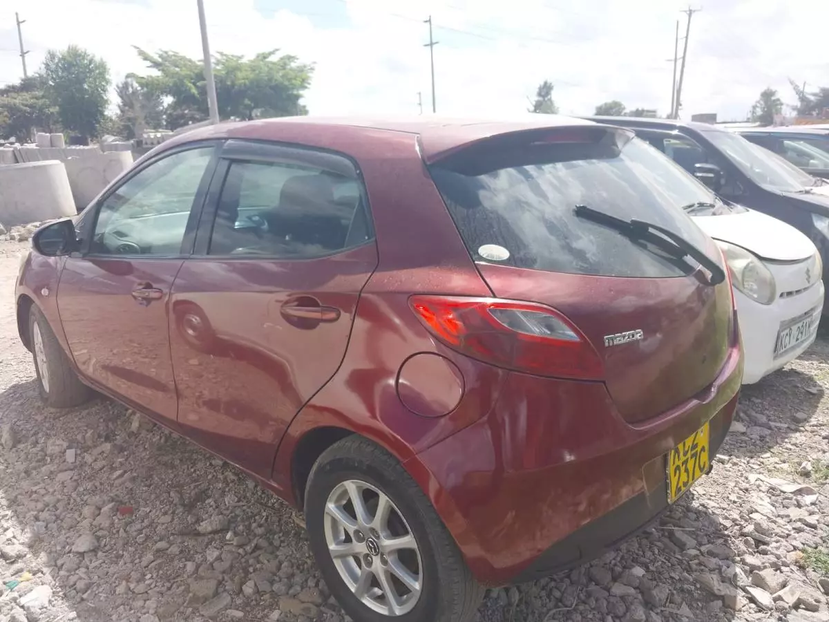 Mazda Demio   - 2013