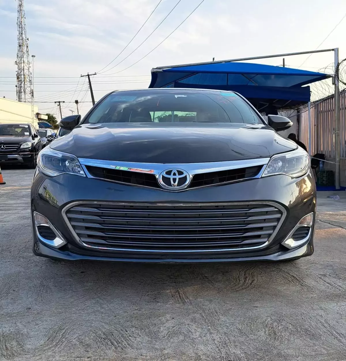 Toyota Avalon   - 2015