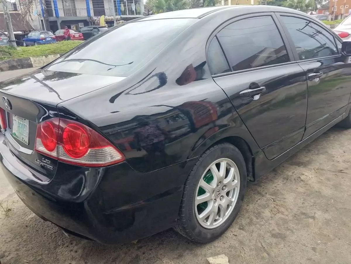 Honda Civic   - 2008