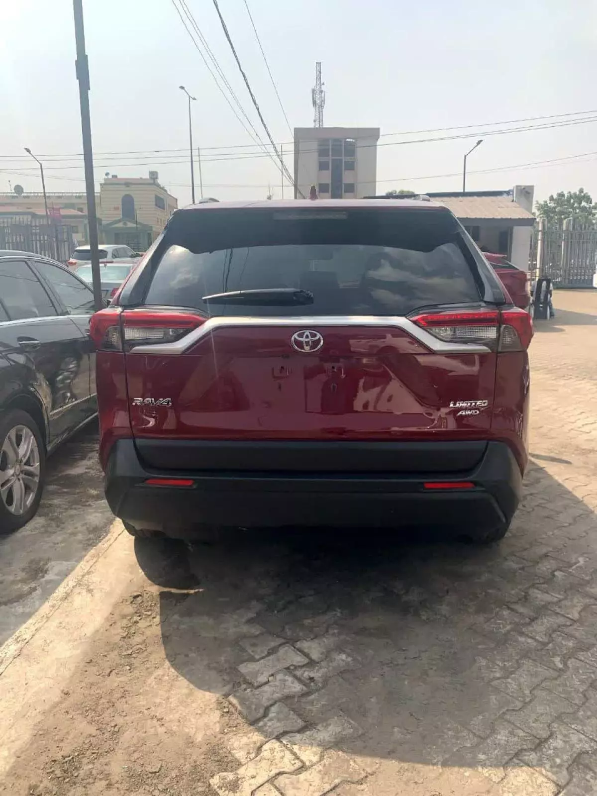 Toyota RAV 4   - 2019