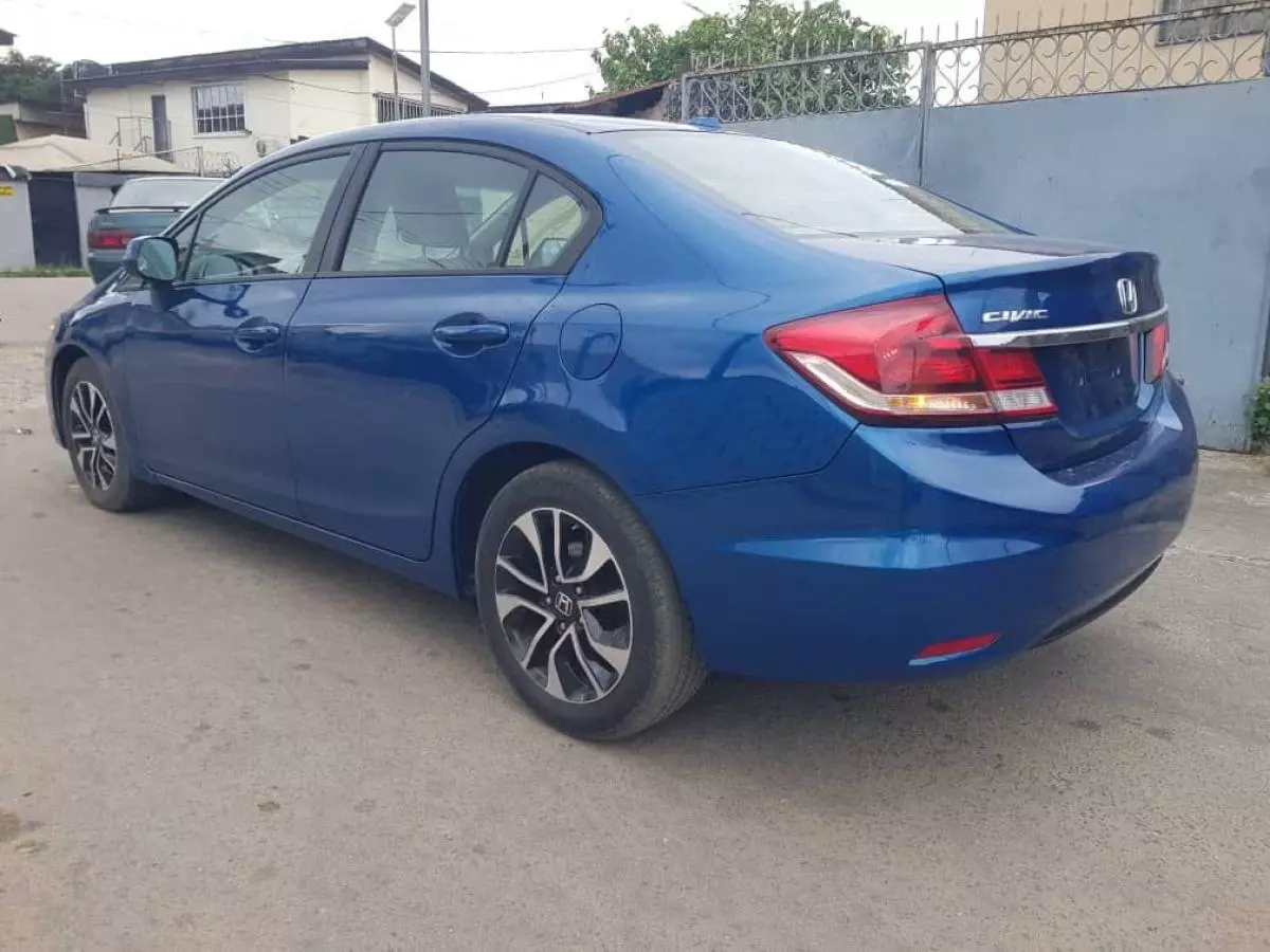 Honda Civic   - 2013