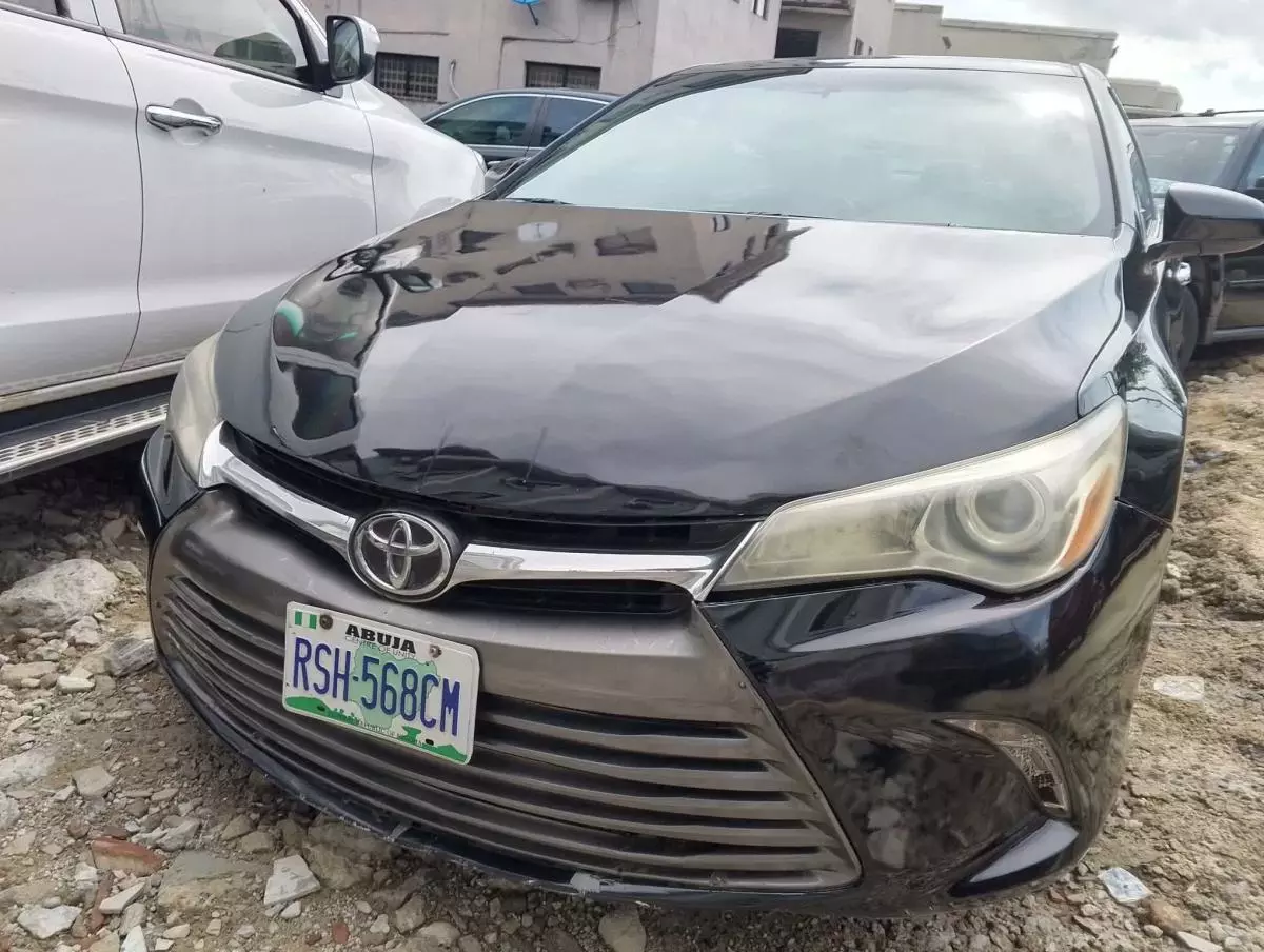 Toyota Camry   - 2015