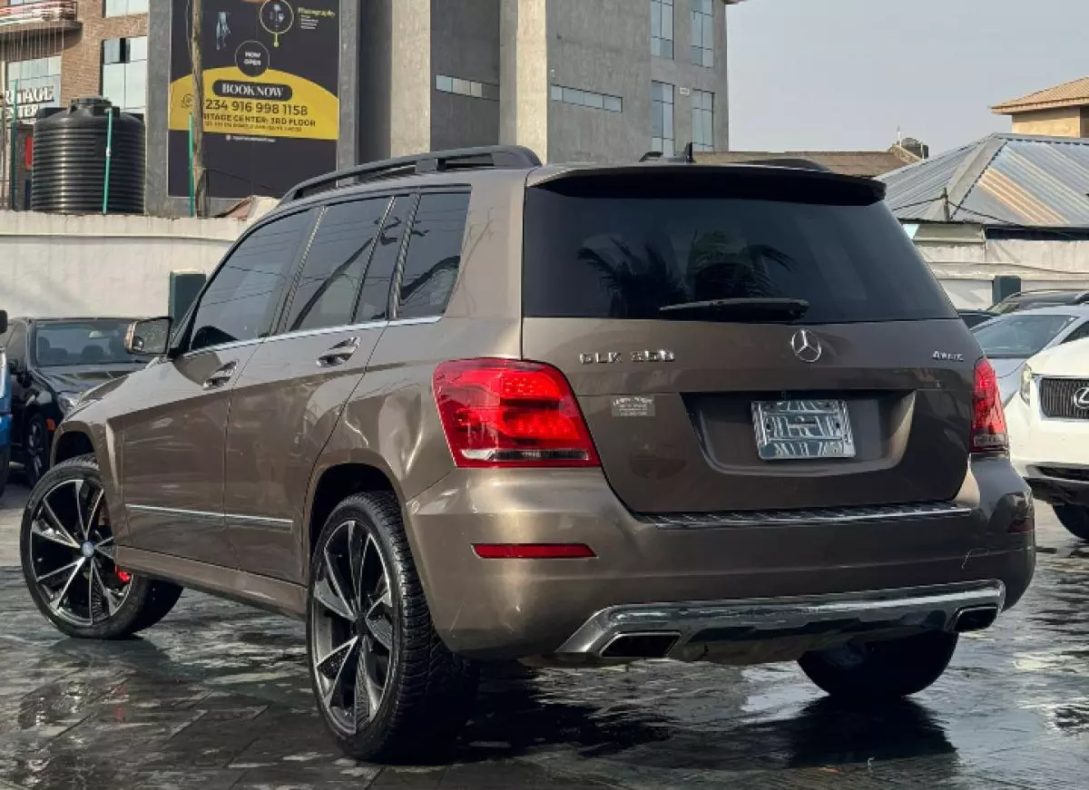 Mercedes-Benz GLK 350   - 2013