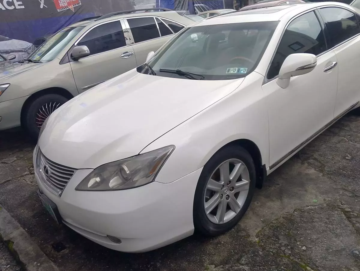 Lexus ES 350   - 2009