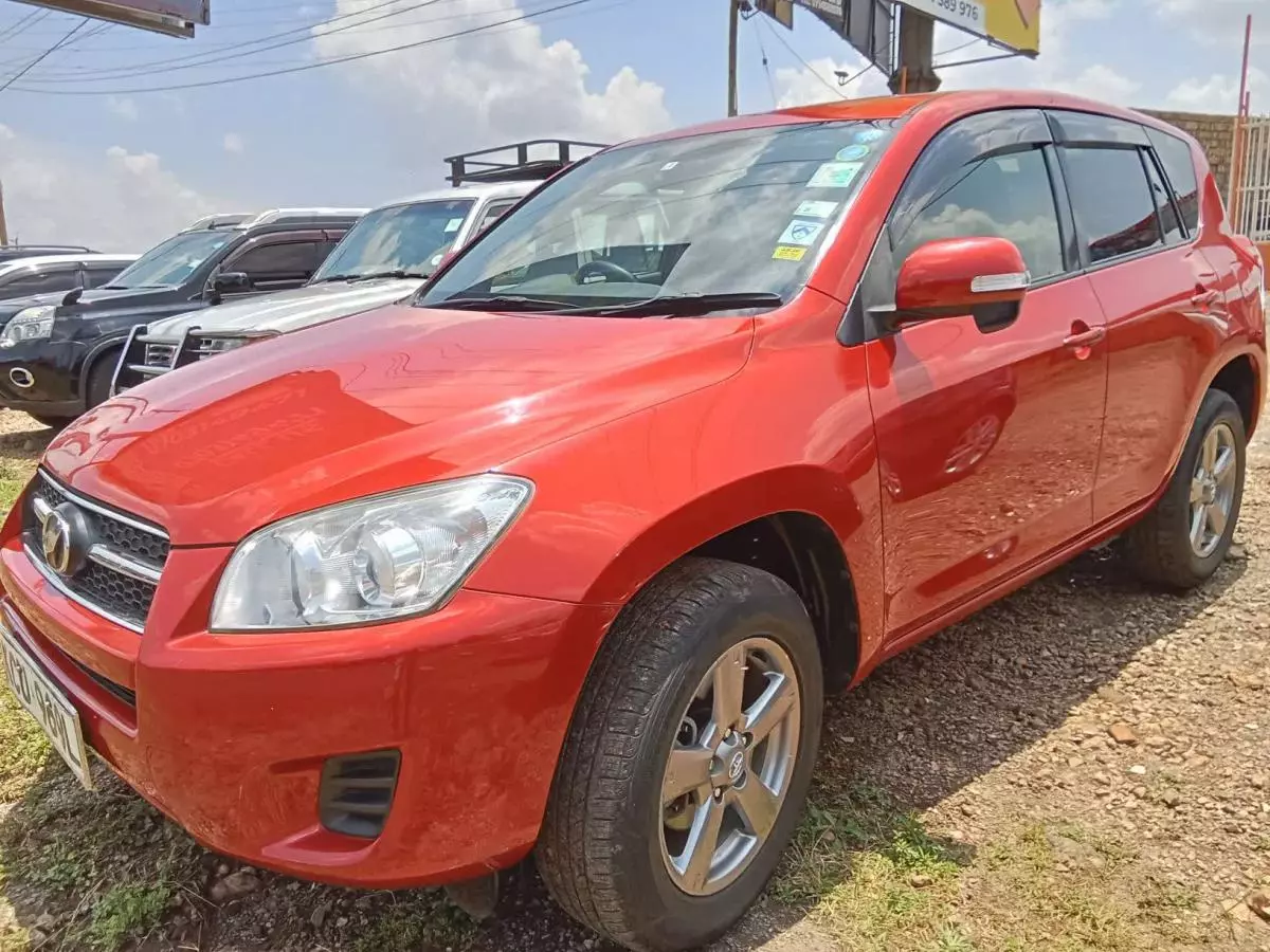 Toyota RAV 4   - 2012