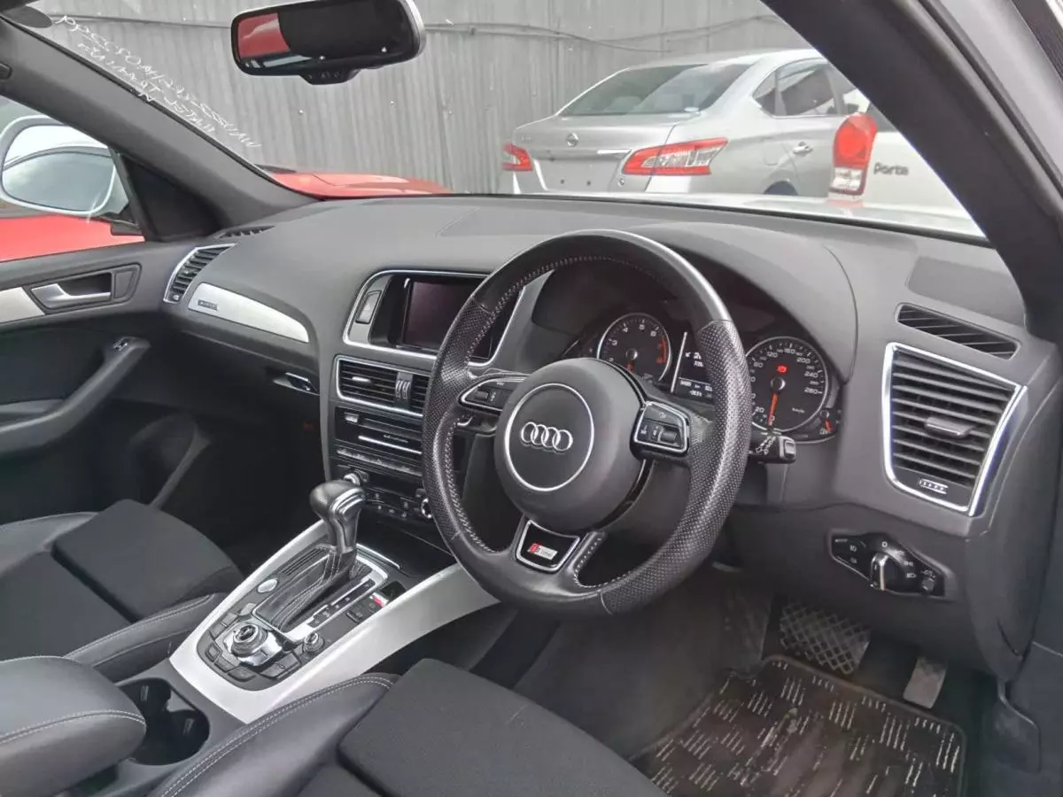 Audi Q5   - 2017