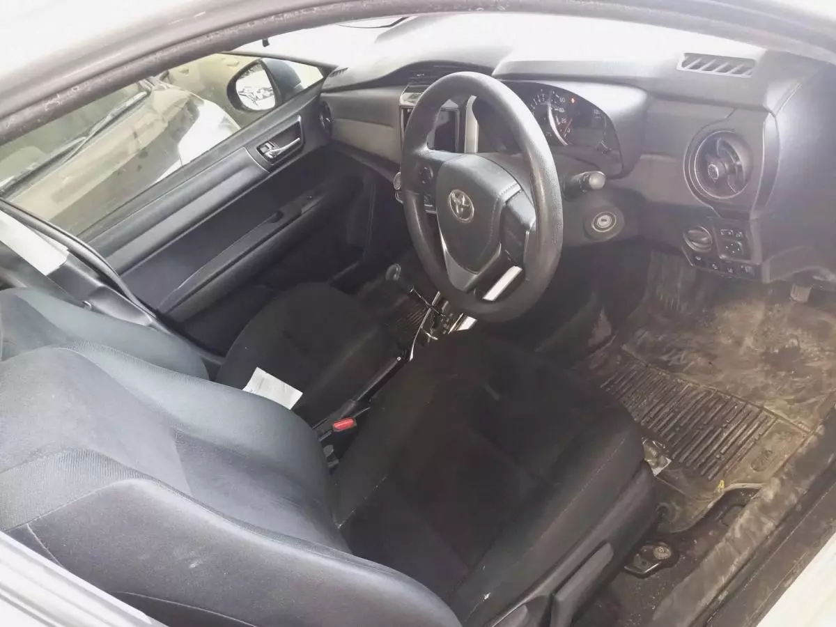 Toyota Fielder  - 2016