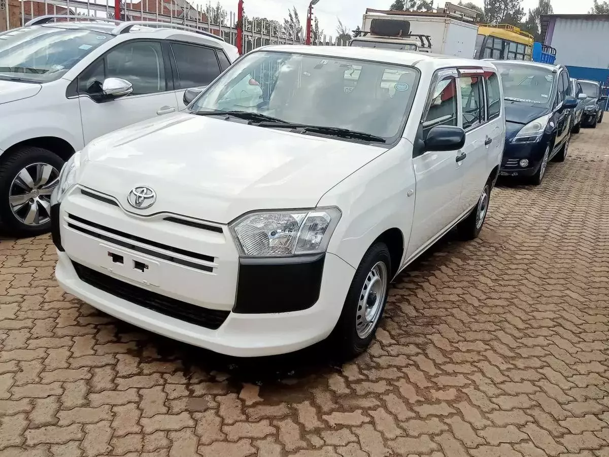 Toyota Probox  - 2015