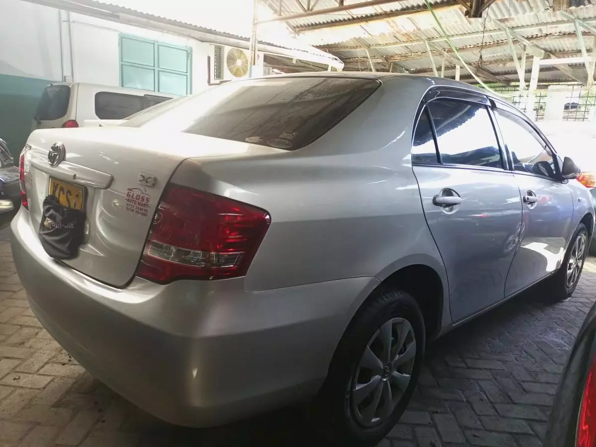 Toyota Axio  - 2011