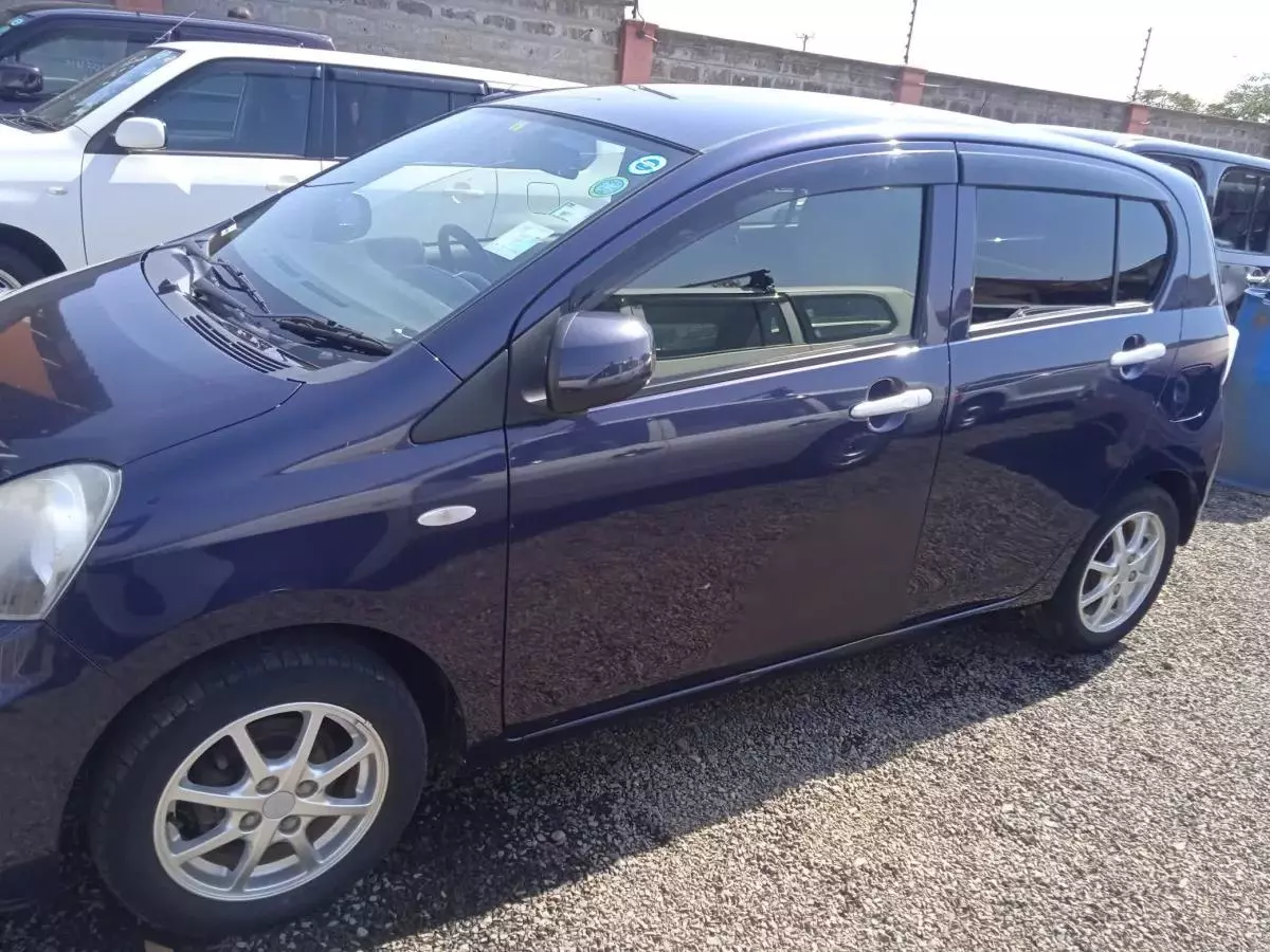 Daihatsu Mira  - 2015