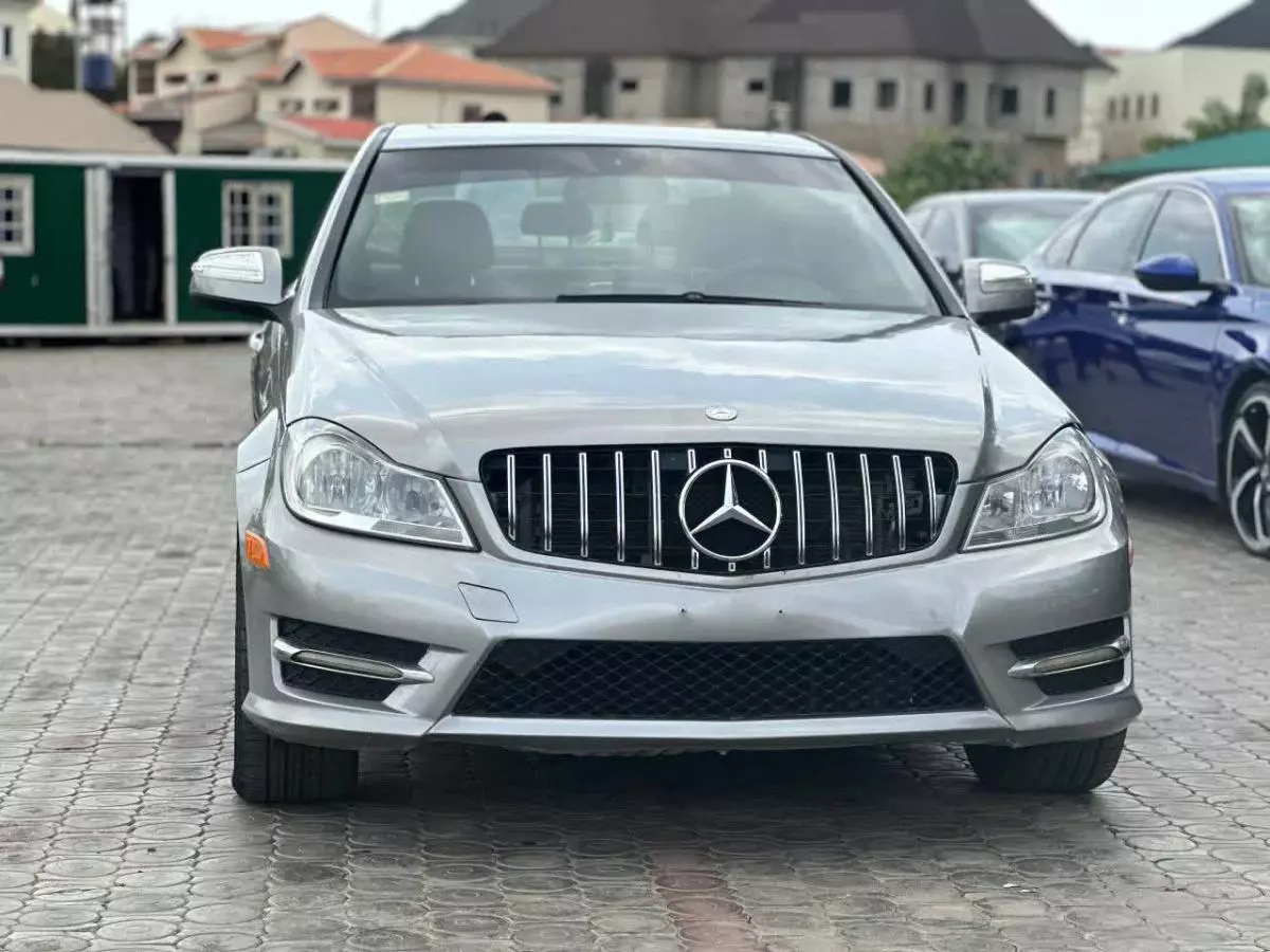 Mercedes-Benz C 300   - 2008