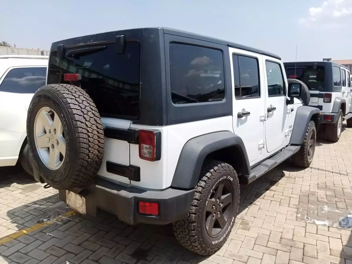 JEEP Wrangler   - 2013