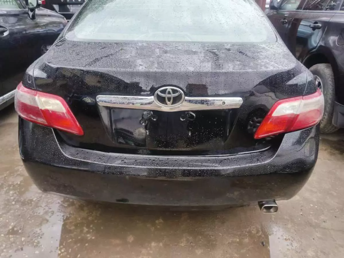 Toyota Camry   - 2007