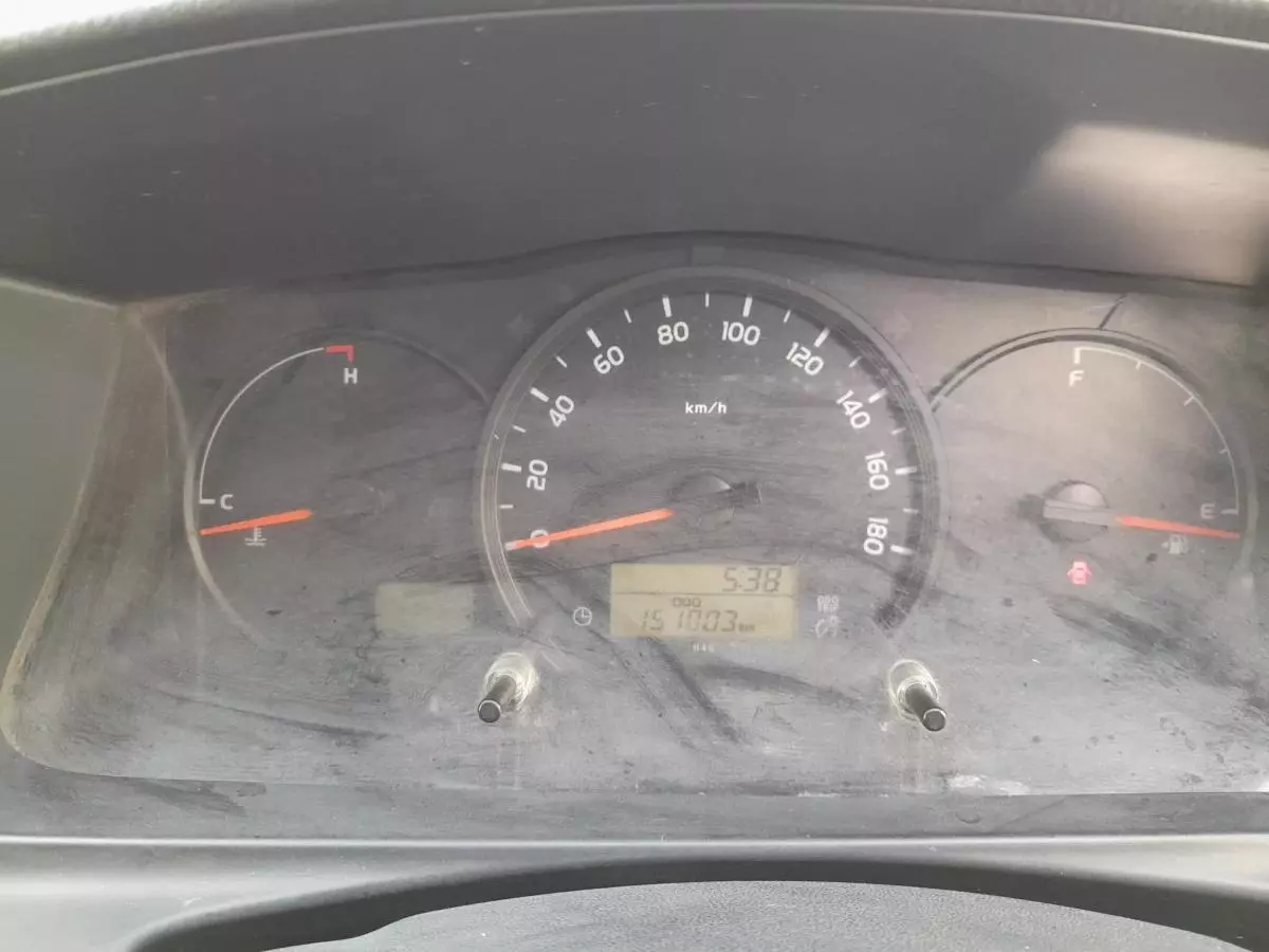 Toyota Hiace - 2015