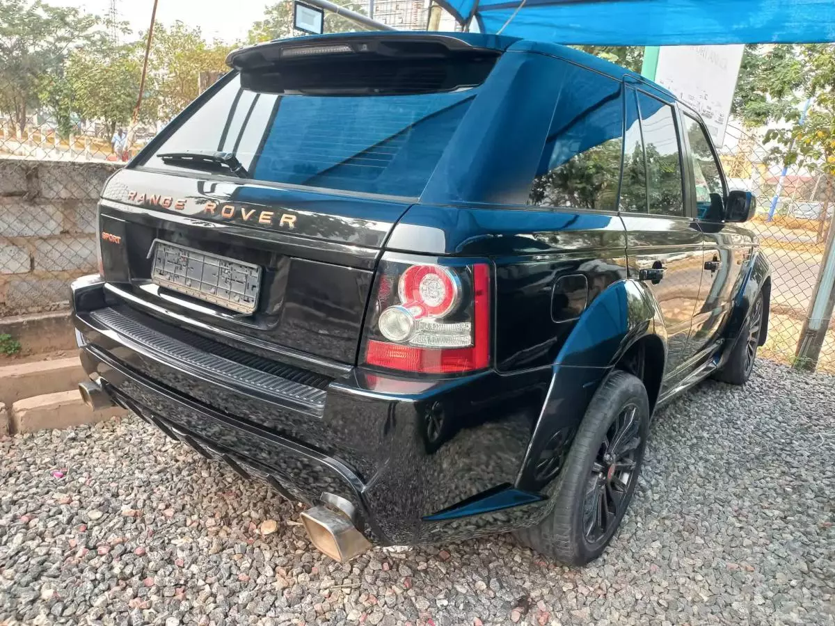 Land Rover Range Rover Sport - 2013