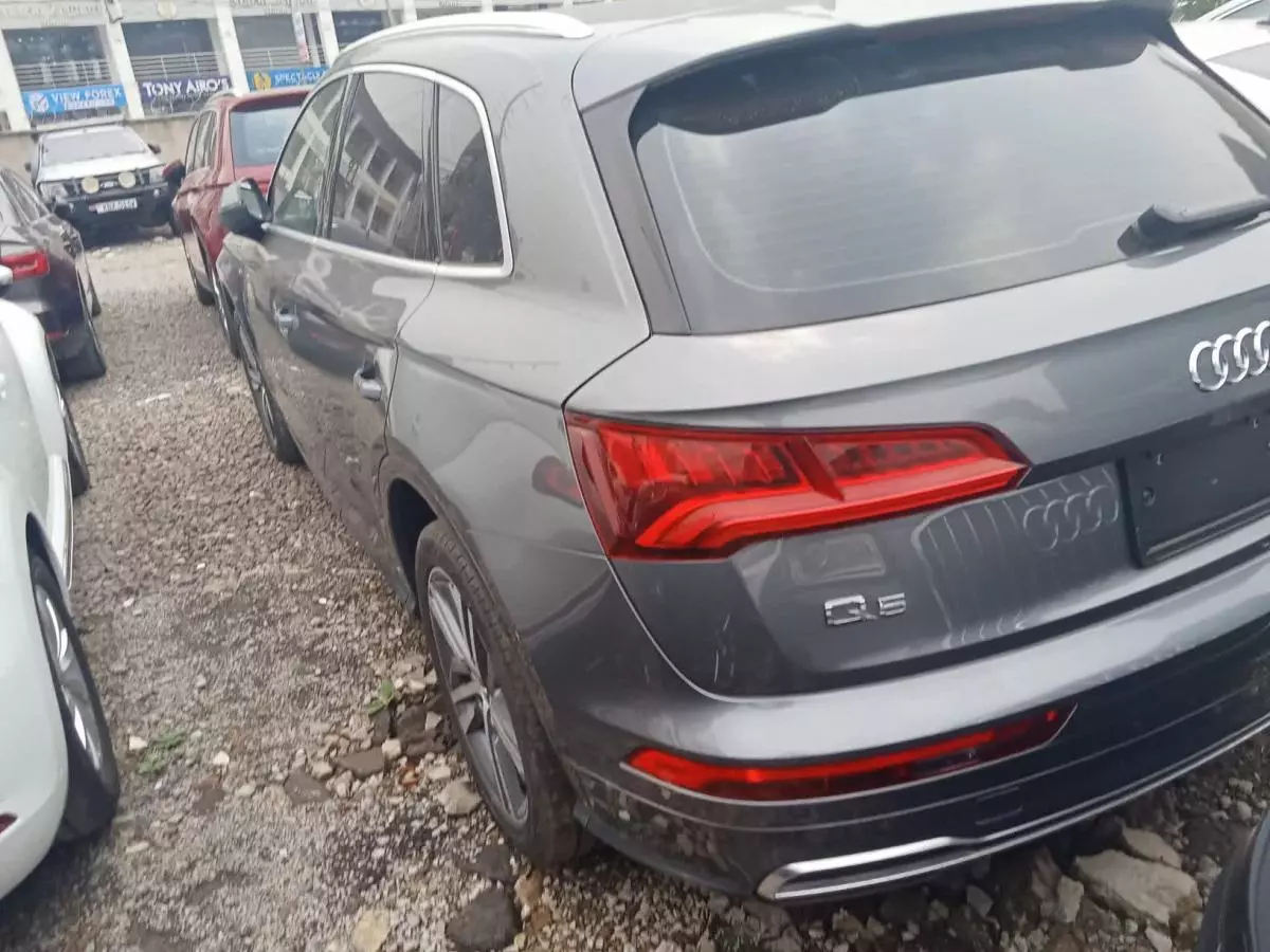 Audi Q5   - 2017