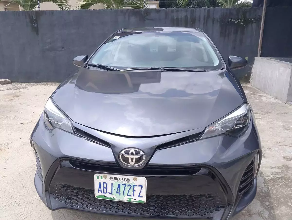 Toyota Corolla   - 2014