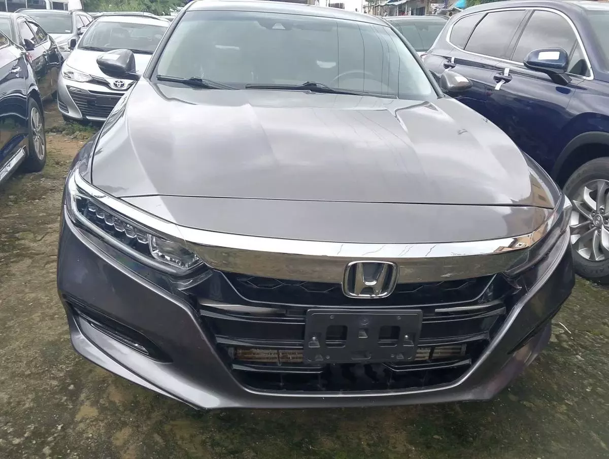 Honda Accord   - 2018