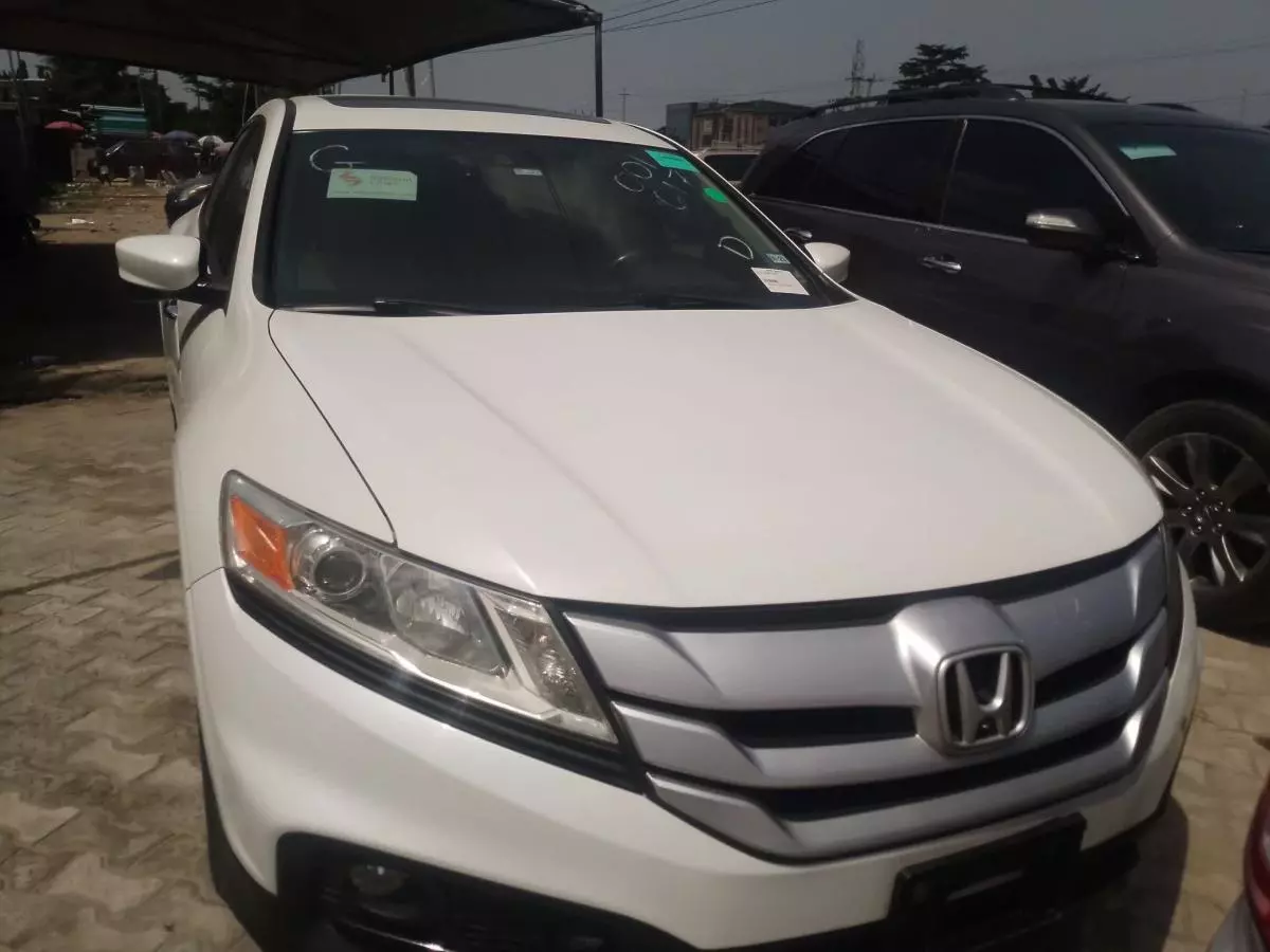 Honda Crosstour   - 2015