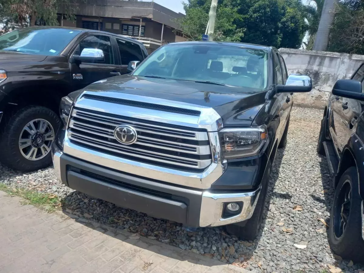 Toyota Tundra   - 2020