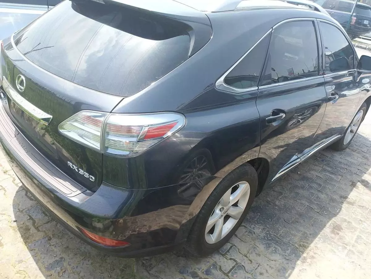 Lexus RX 350   - 2010