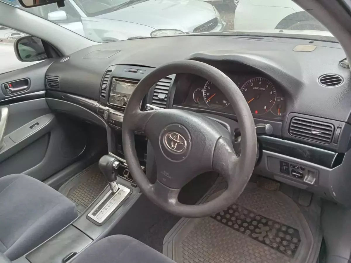 Toyota Premio    - 2007