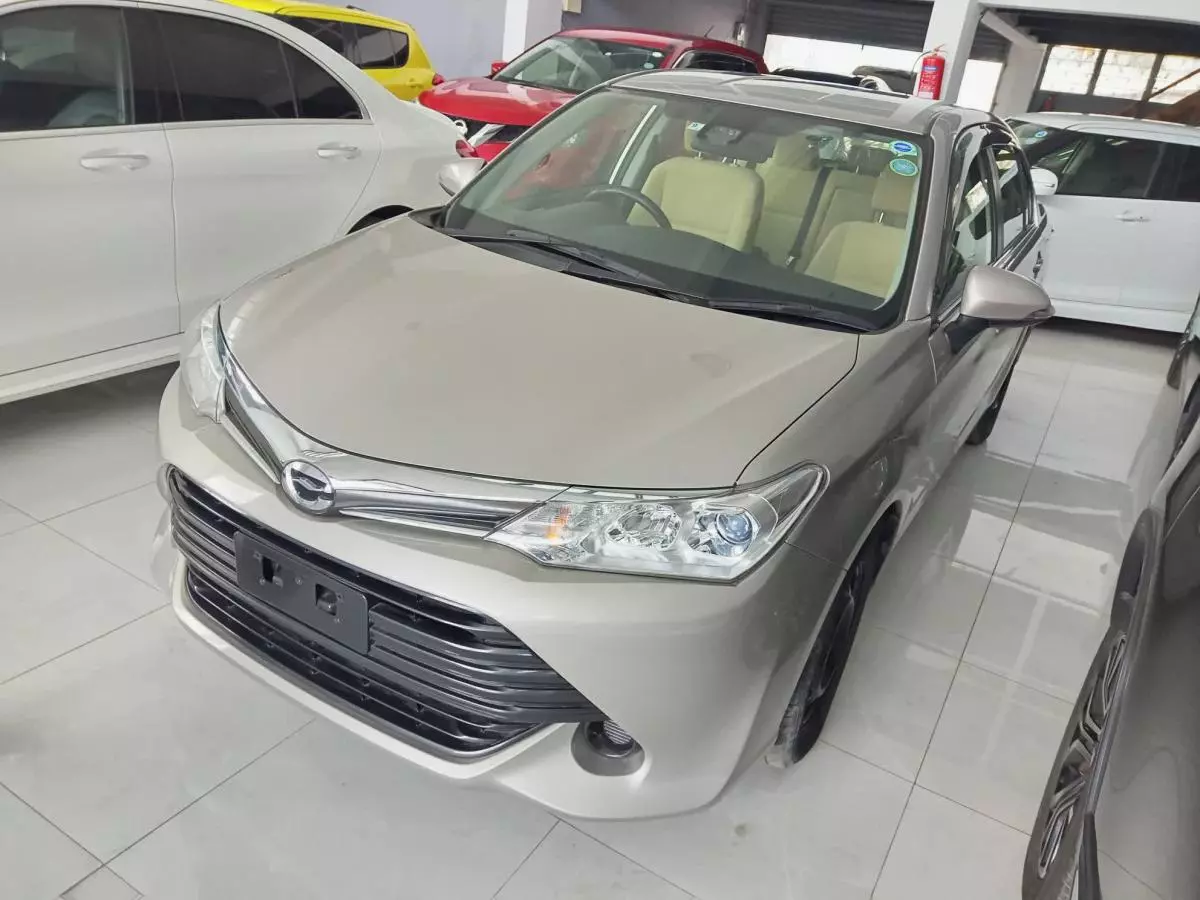 Toyota Axio  - 2016