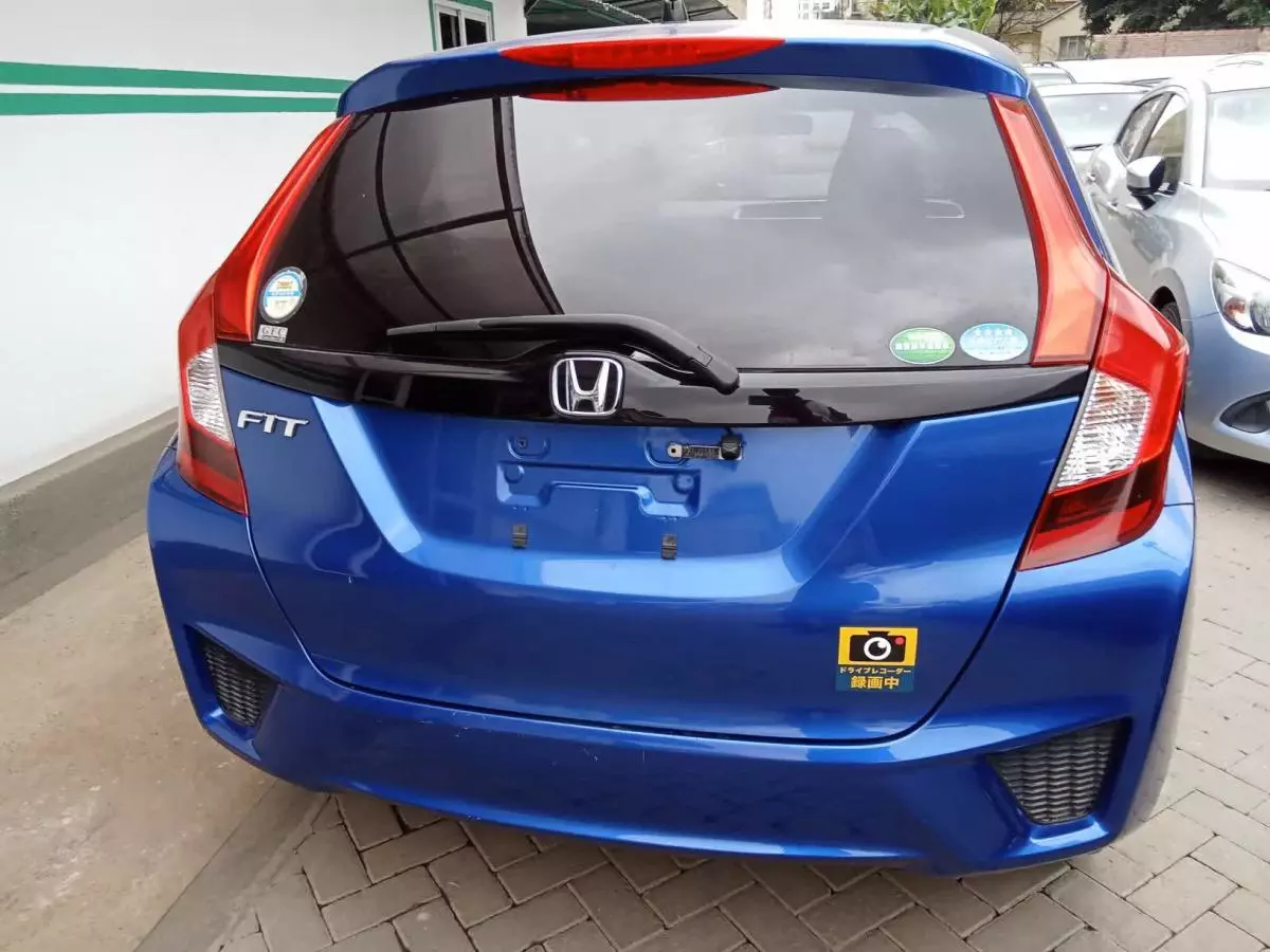 Honda Fit   - 2017