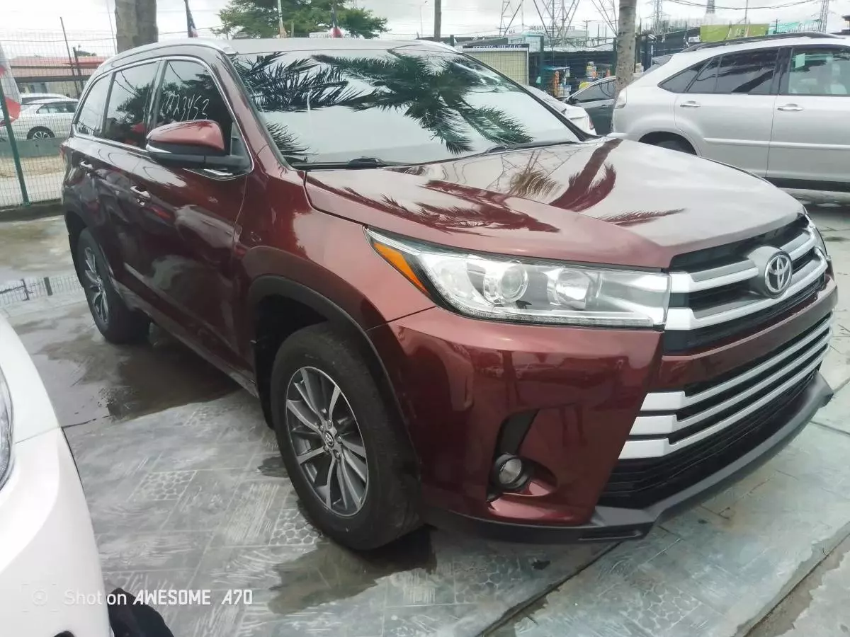 Toyota Highlander   - 2018