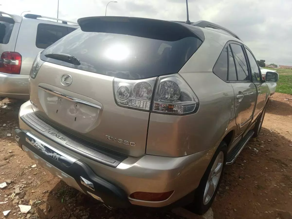 Lexus RX 330   - 2005