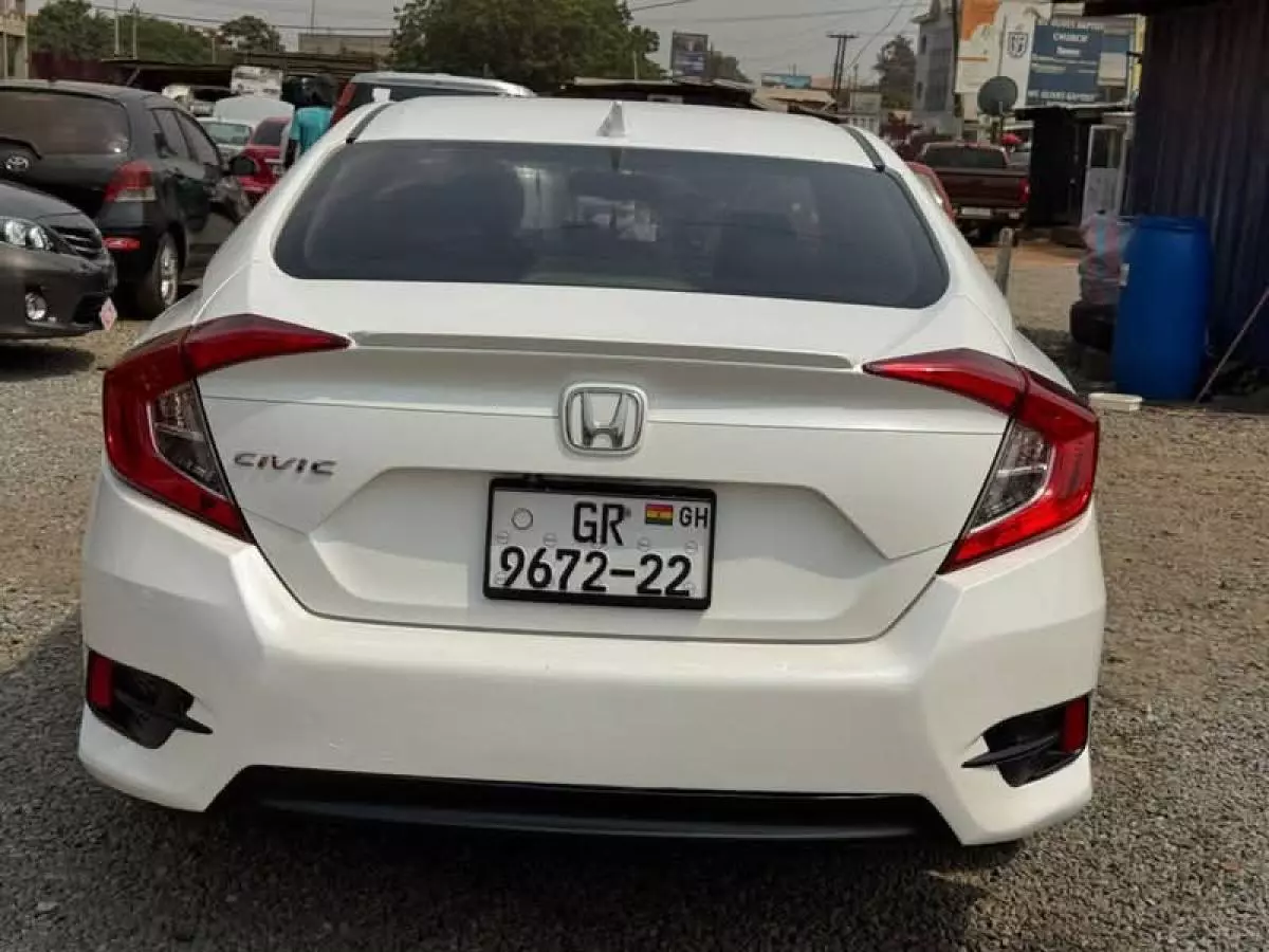 Honda Civic   - 2017