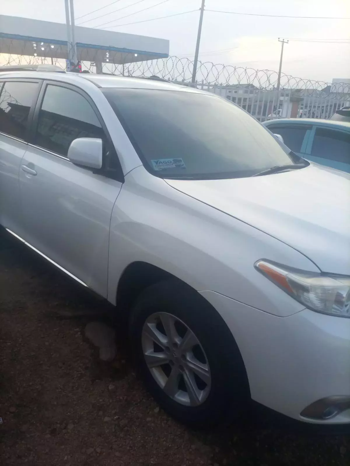 Toyota Highlander   - 2011