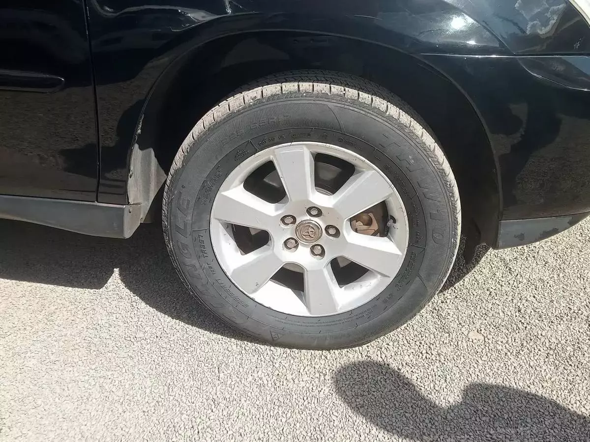 Toyota Harrier - 2005