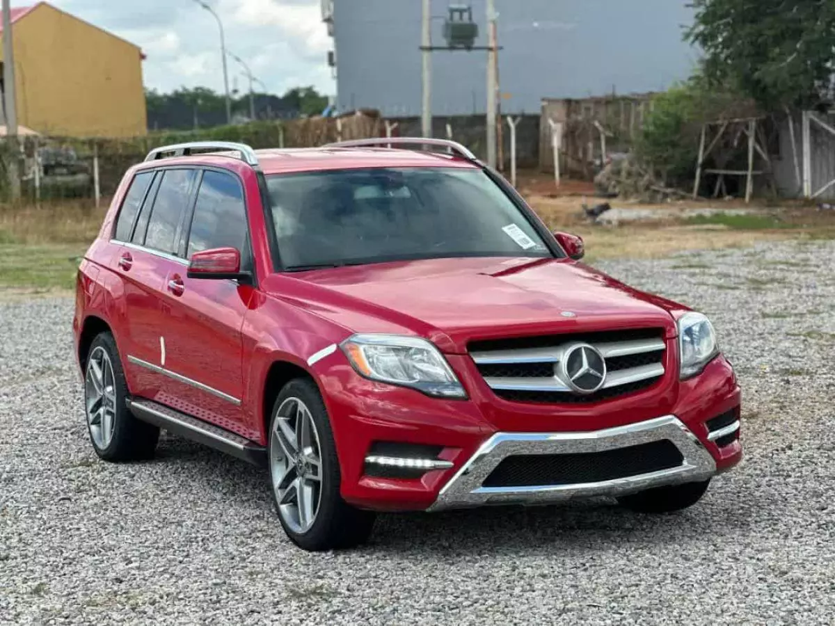 Mercedes-Benz GLK 350   - 2013