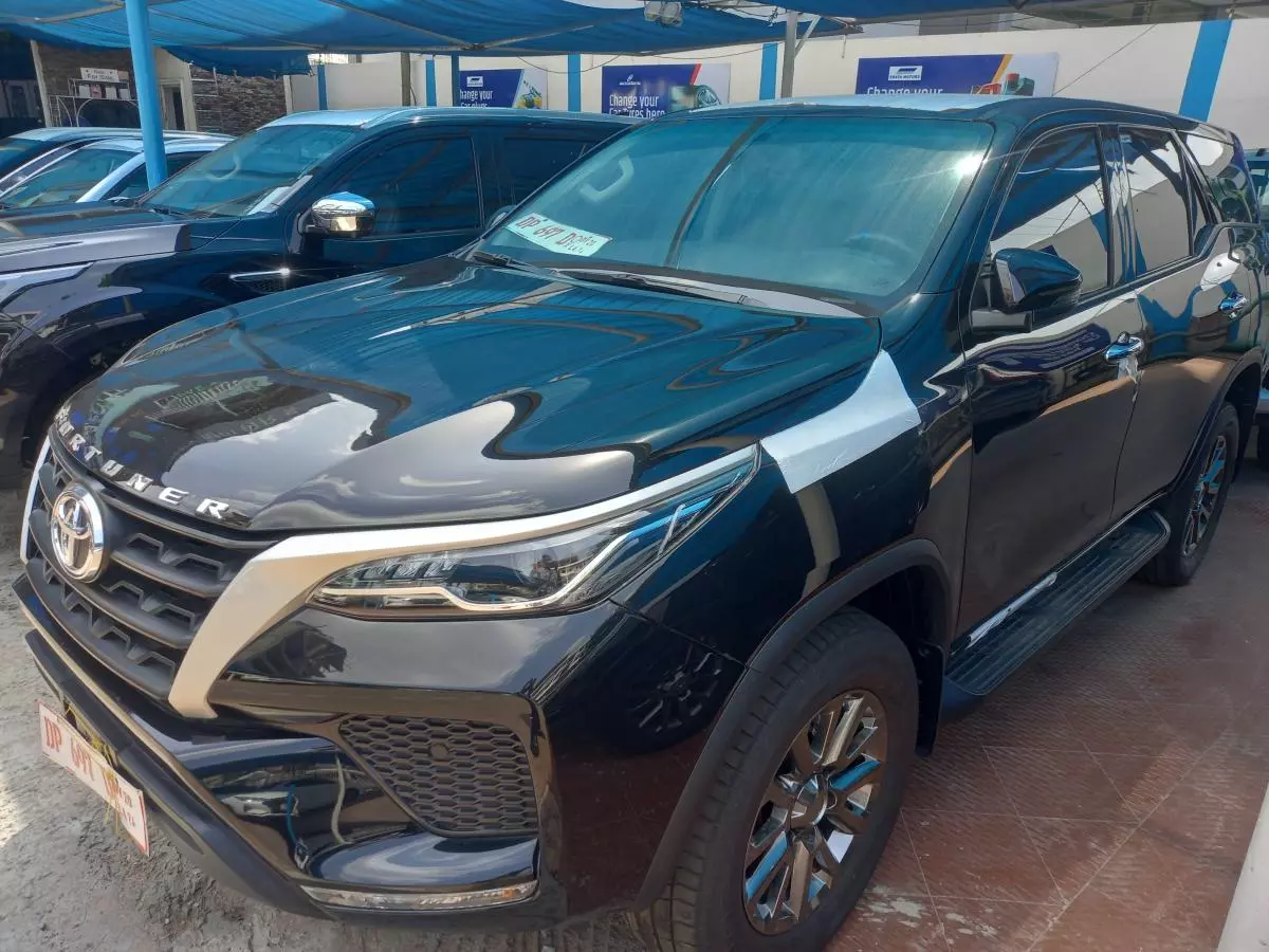 Toyota Fortuner   - 2023