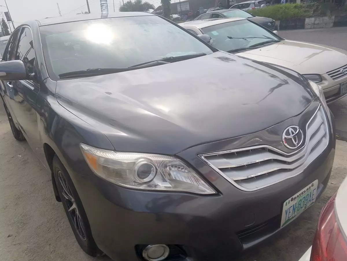 Toyota Camry   - 2007