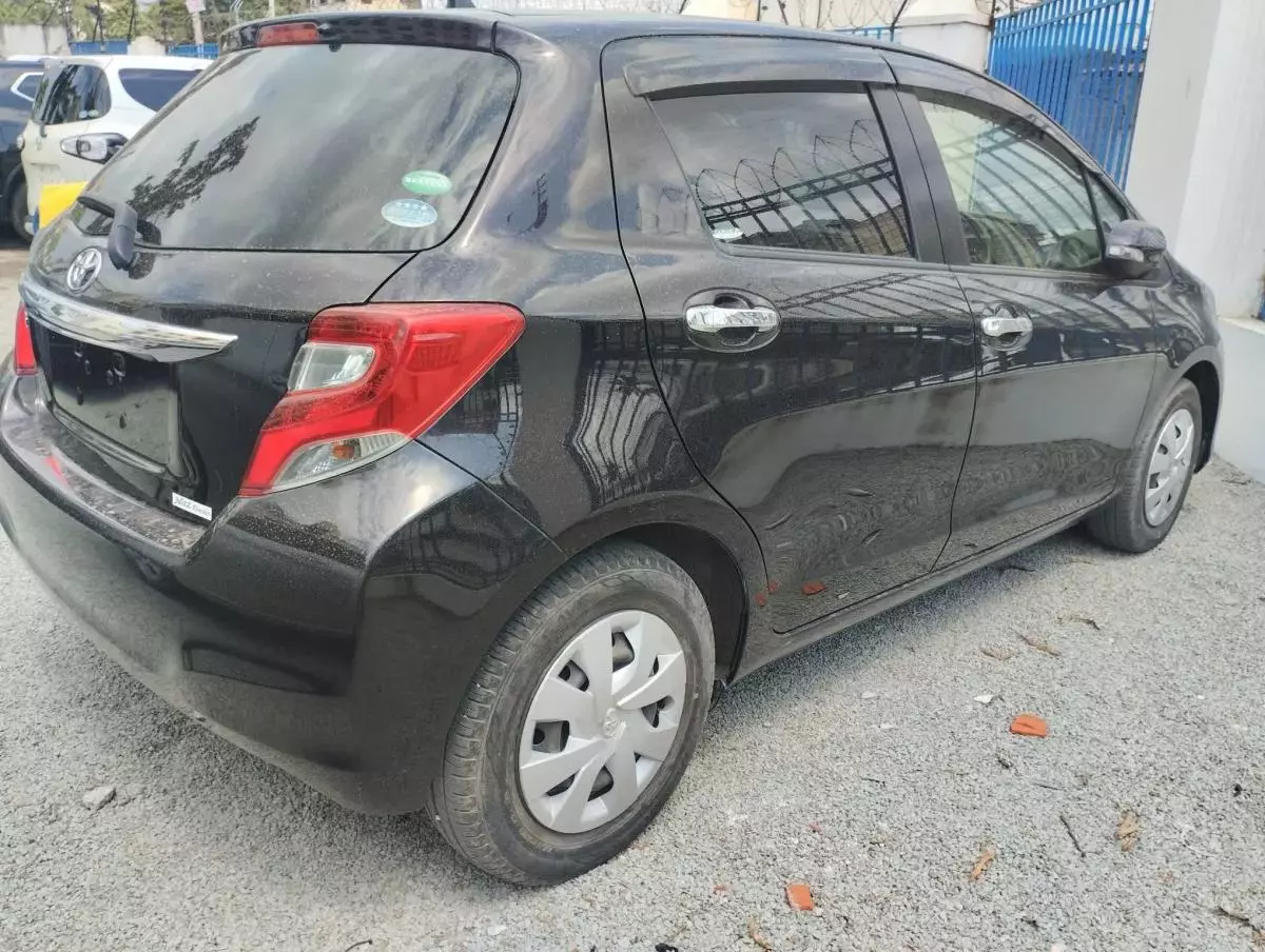 Toyota Vitz - 2016
