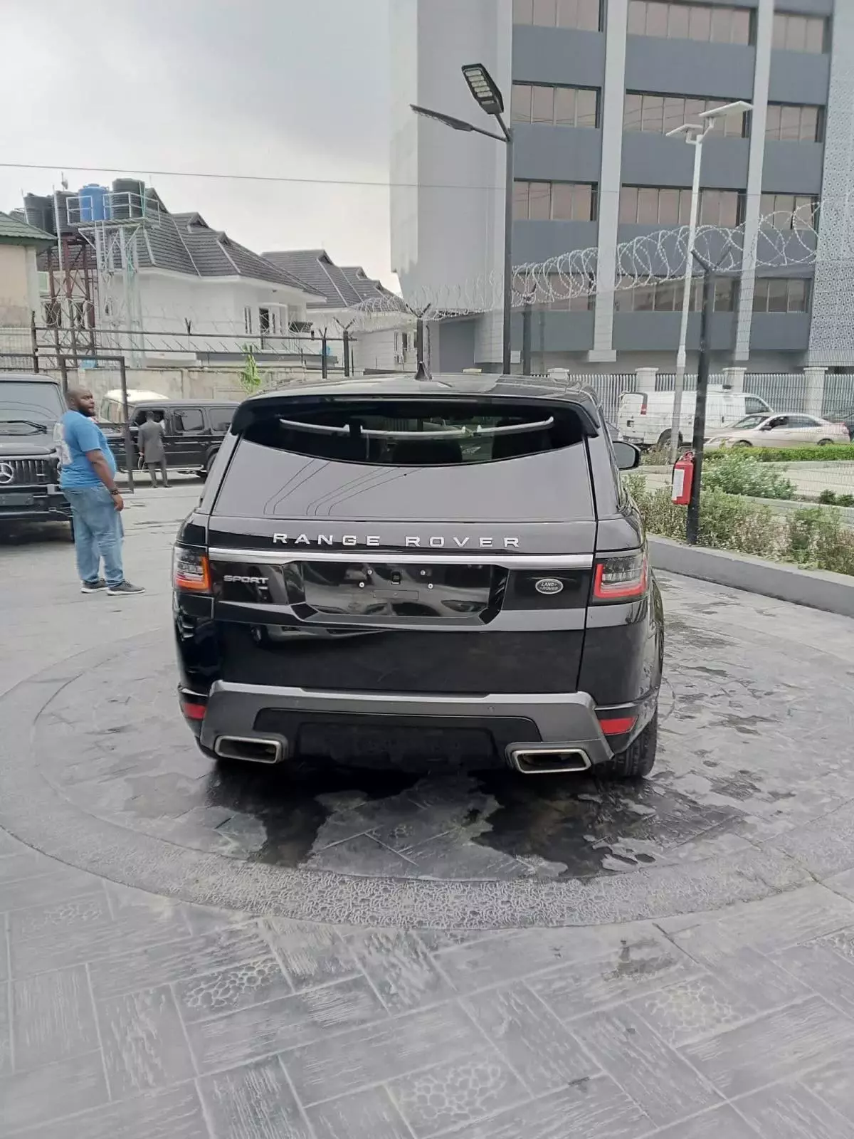 Land Rover Range Rover Sport   - 2019