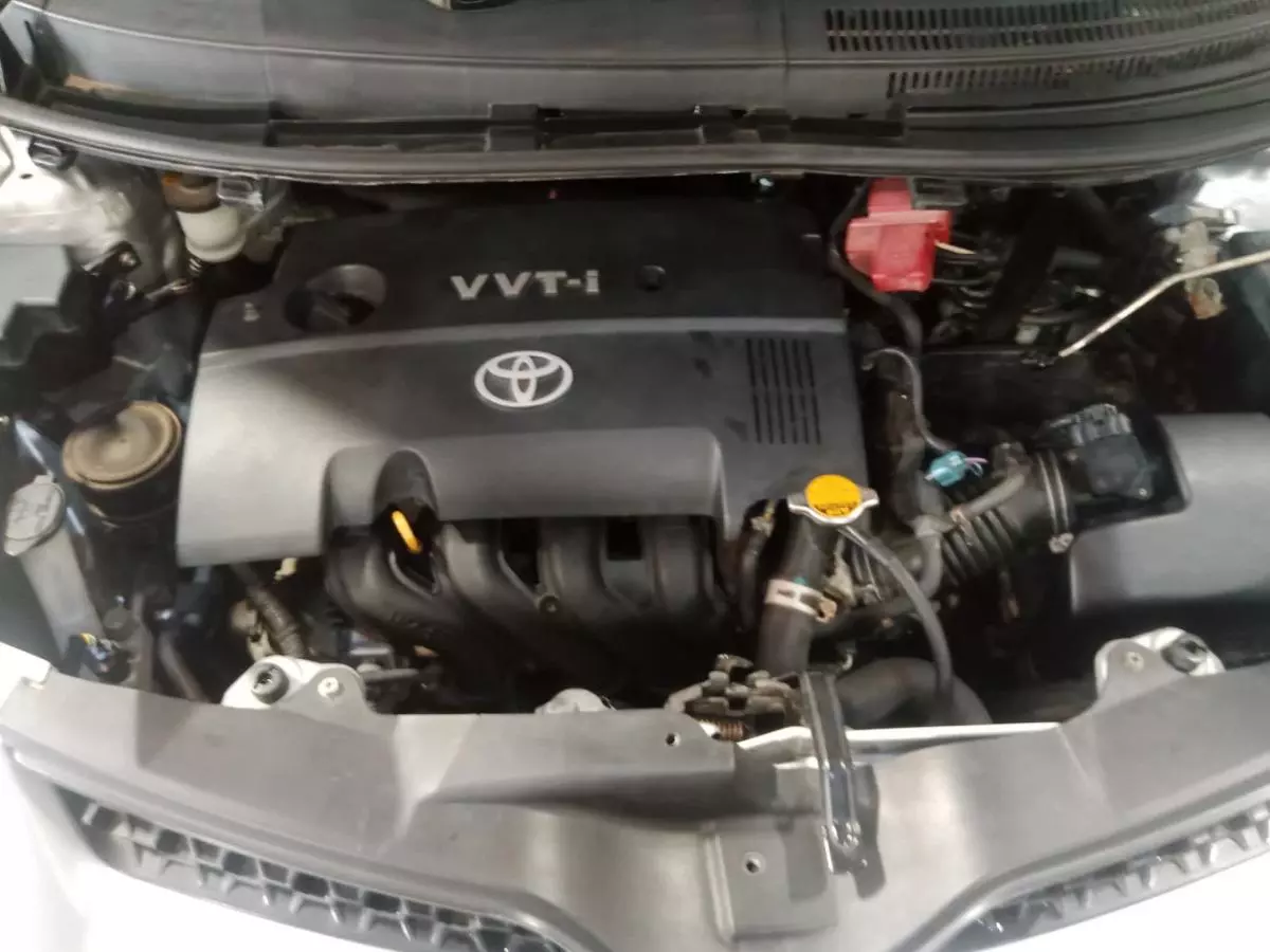 Toyota Ist    - 2009