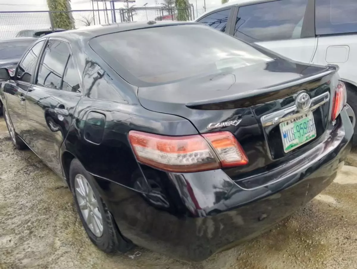 Toyota Camry   - 2008