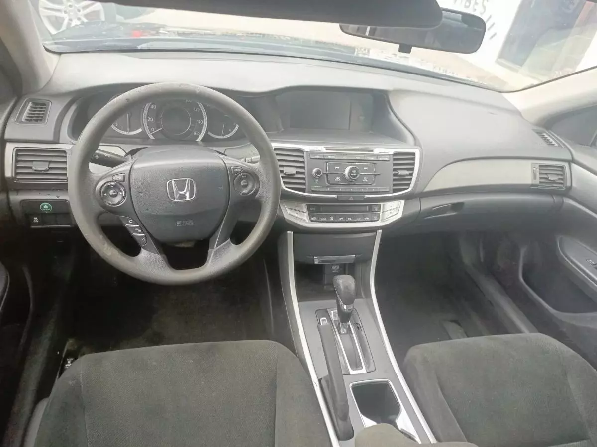 Honda Accord   - 2013