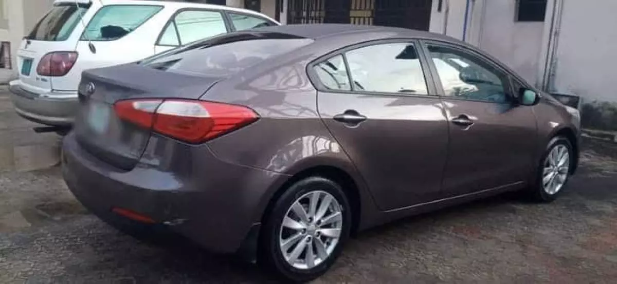 KIA Cerato   - 2012