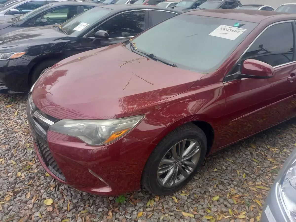 Toyota Camry   - 2015