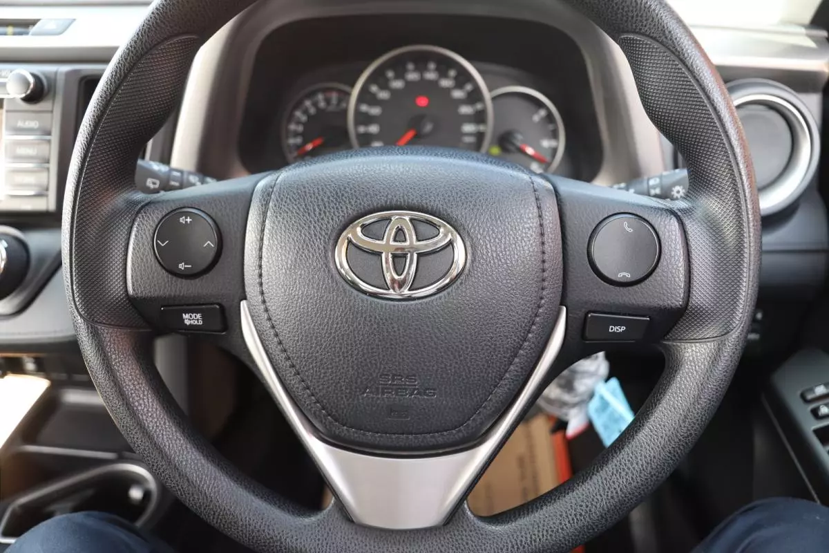 Toyota RAV 4   - 2017