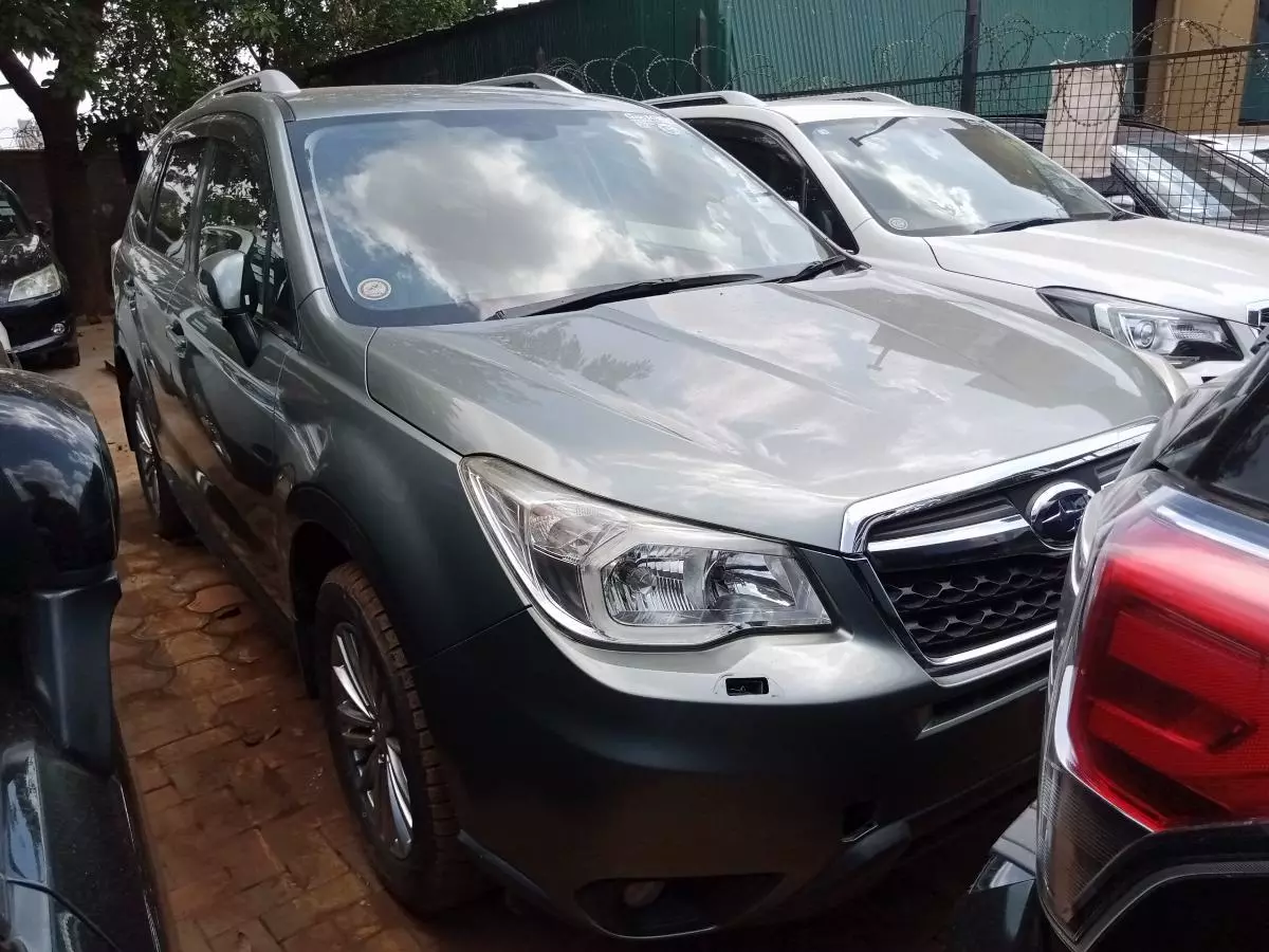 Subaru Forester   - 2015