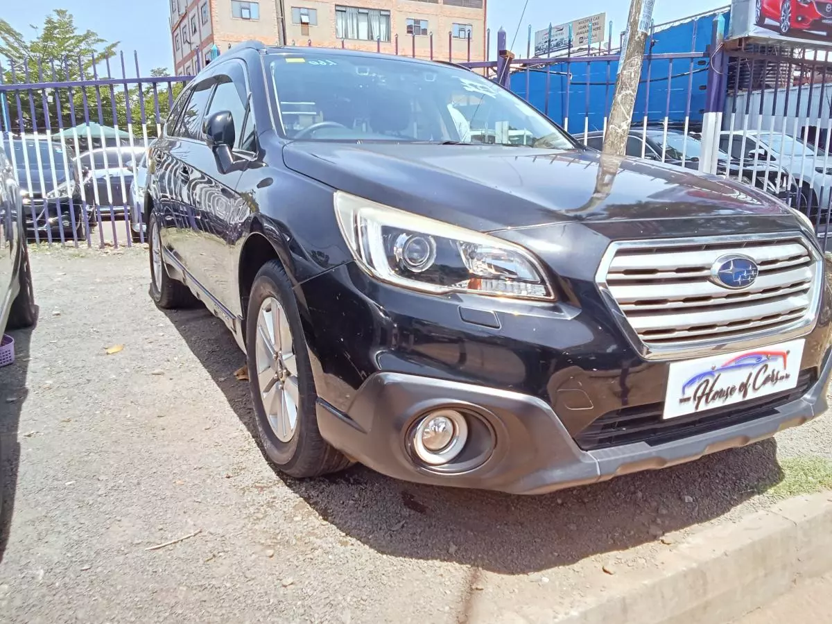 Subaru Outback   - 2015