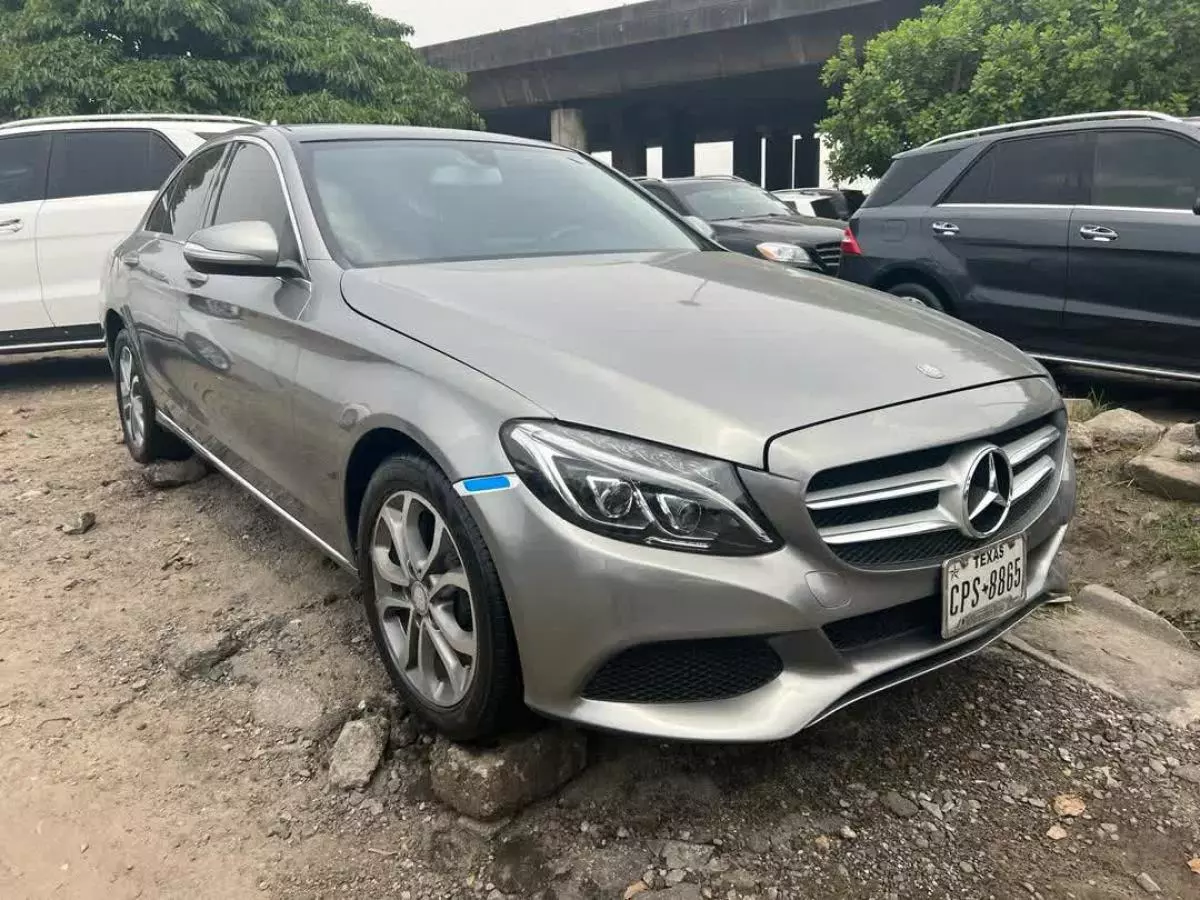 Mercedes-Benz C 300   - 2015